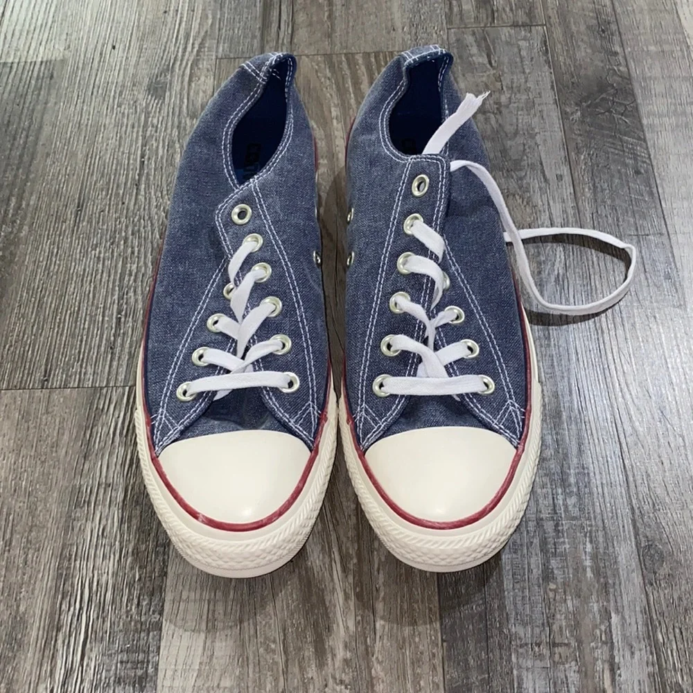 Jean converse - Picture 1 of 3